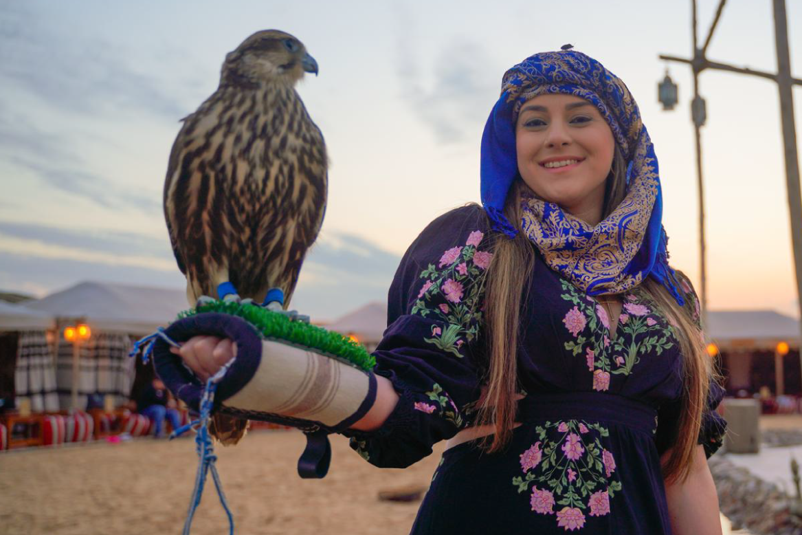 Royal Premium Desert Safari with BBQ Dinner & Falcon Show